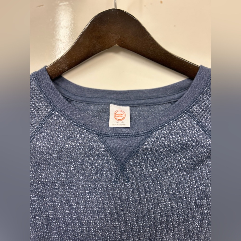 Wonder nation blue Cove XX large 18 2XG-great shirt for the winter coming up